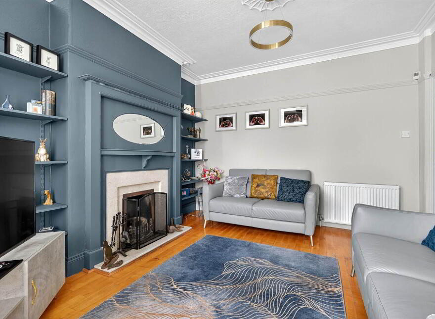 9 Luxor Gardens, Off Martinez Avenue, Belfast, BT5 5NB