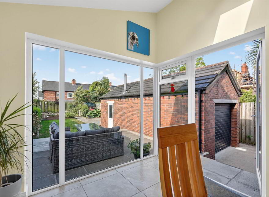 9 Luxor Gardens, Off Martinez Avenue, Belfast, BT5 5NB