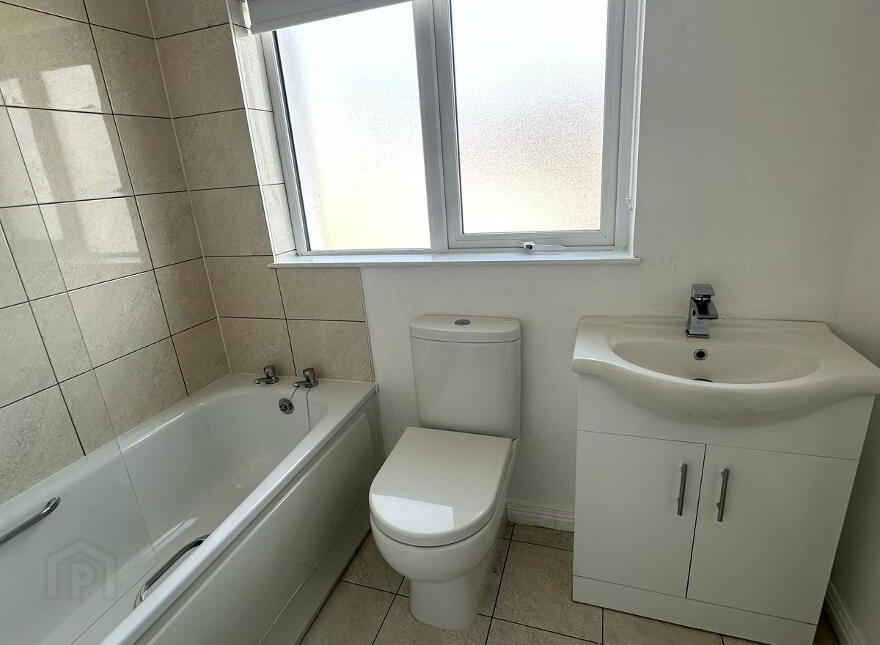 35 John F Kennedy Park, Bessbrook, Newry, BT35 7EN