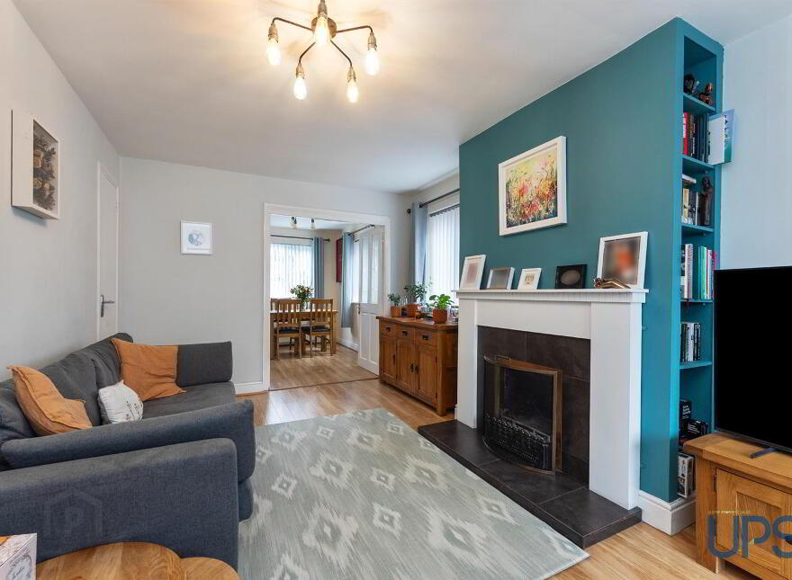 28 Glen Parade, Andersonstown, Belfast, BT11 8FD