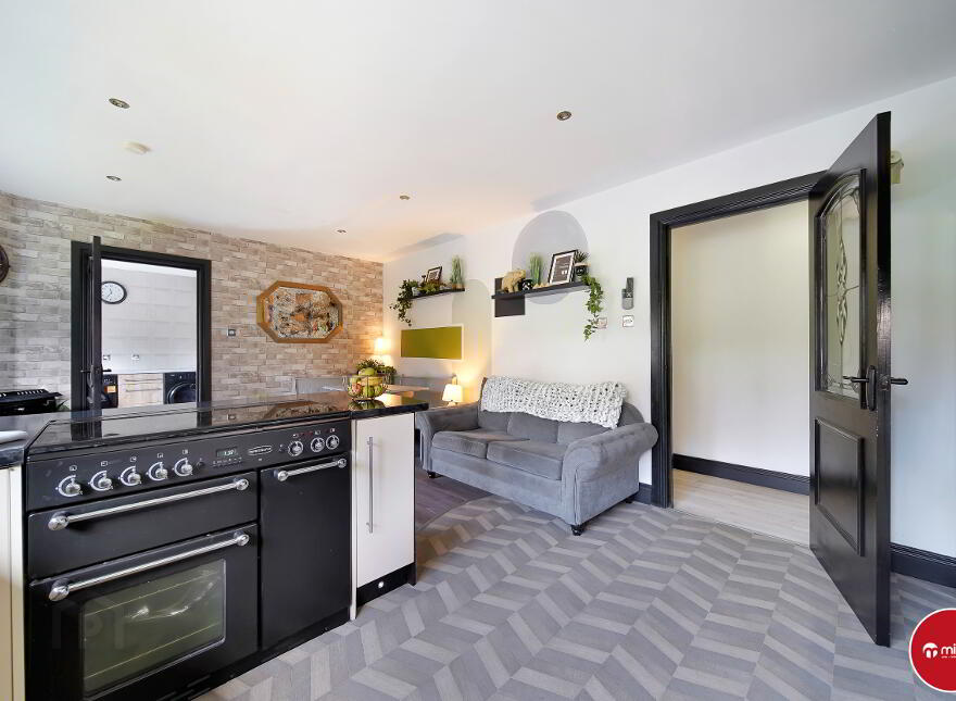 17 Lowrys Lane, Derry, BT48 0LS