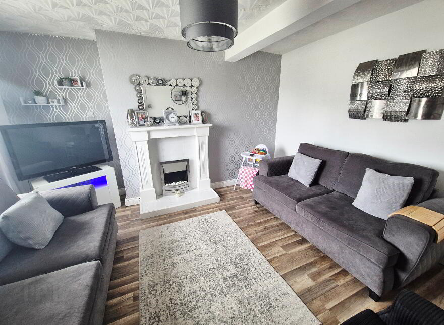 9 Windsor Place, Portrush, BT56 8JU