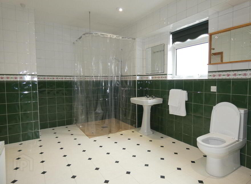 10 Grange Road, Coleraine, BT52 1NG