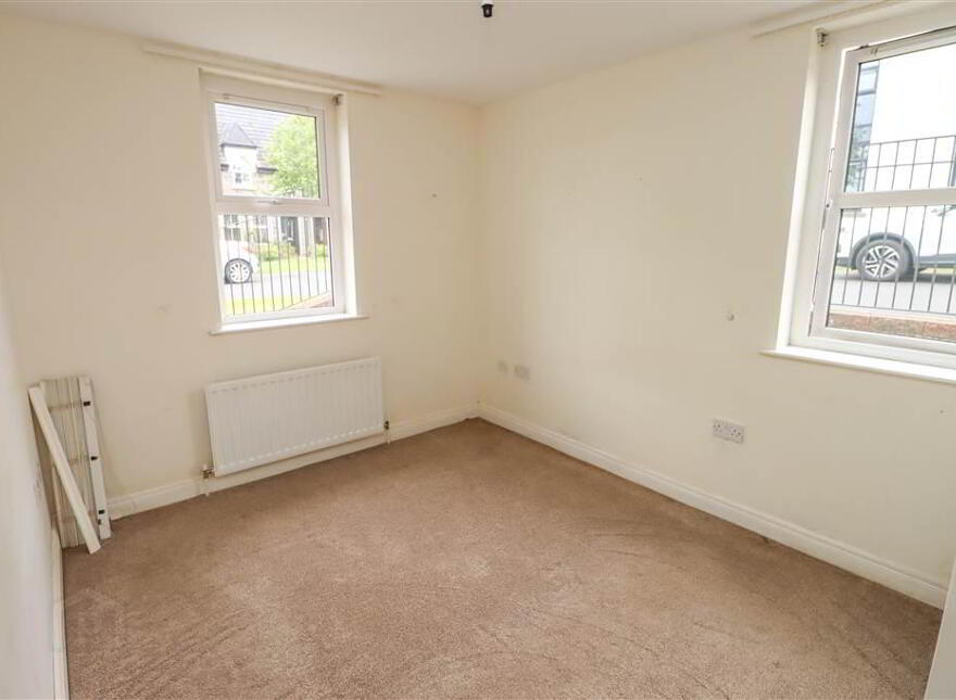 12a Old Church Square, Dundonald, Belfast, BT16 2FD