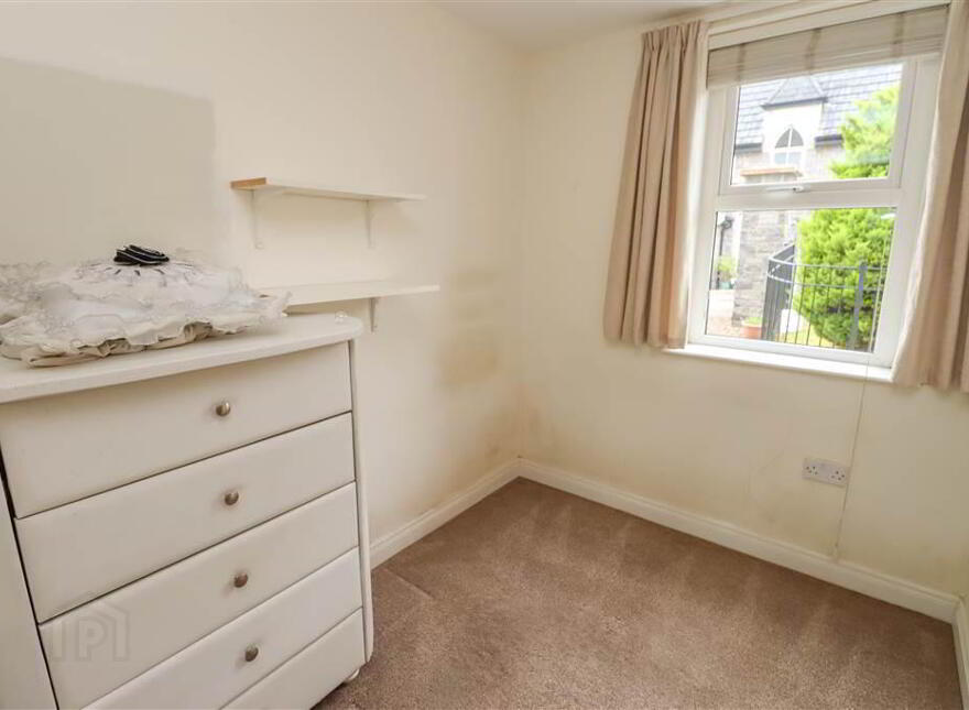 12a Old Church Square, Dundonald, Belfast, BT16 2FD