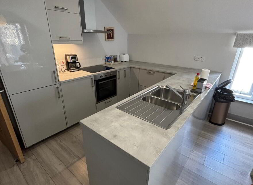 5 75 Eglinton Street, Portrush, BT56 8DZ