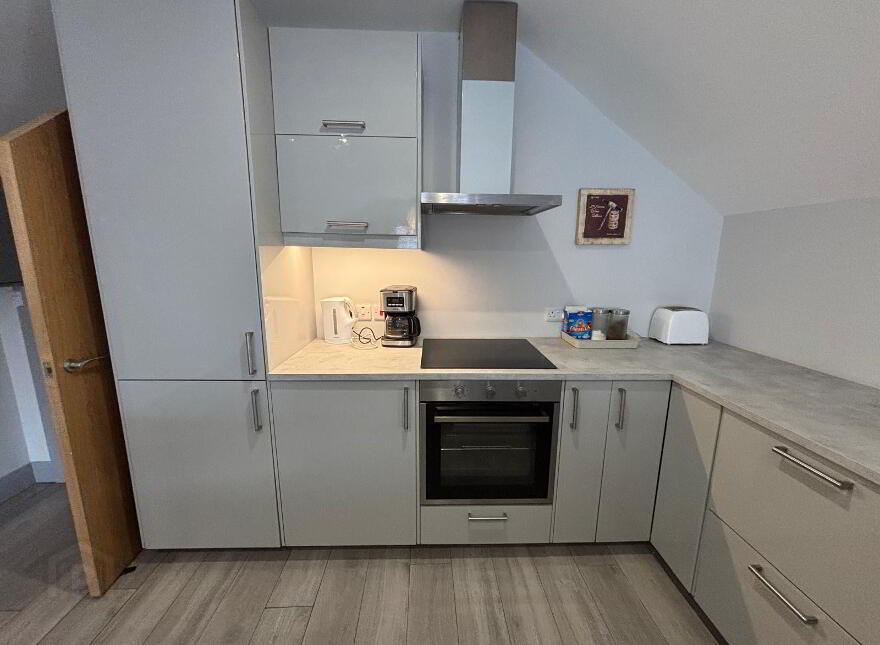 5 75 Eglinton Street, Portrush, BT56 8DZ