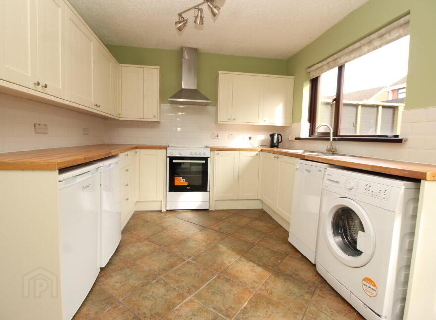 23 Hermitage, Hillsborough, BT26 6RJ