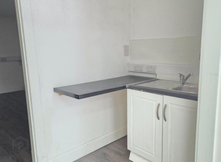 3 Lower Clarendon Street, Derry, BT48 7AH