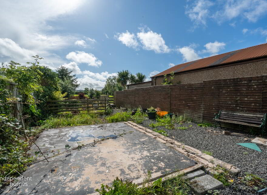 52 Belfast Road, Larne, BT40 2PH