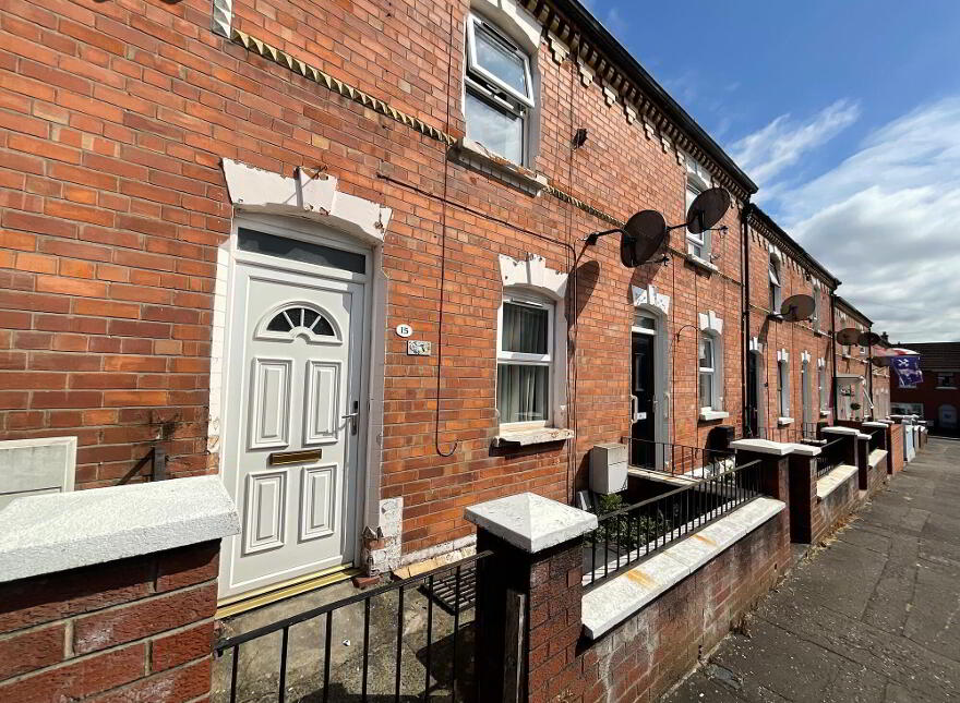 15 Enfield Parade, Belfast, BT13 3DX photo
