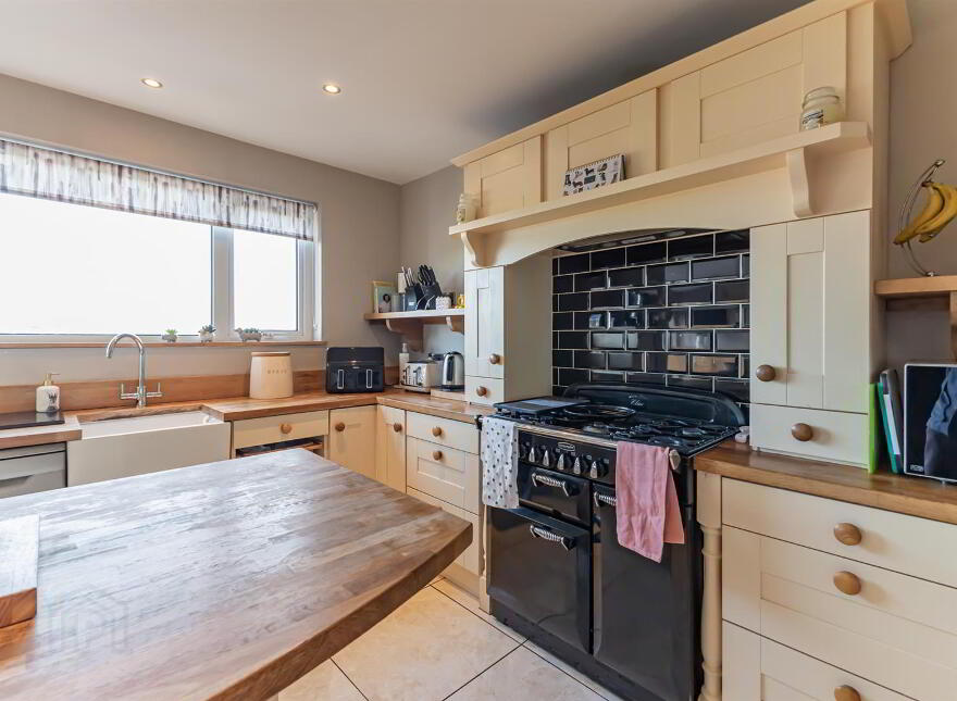 19 Marcella Park, Newtownards, BT23 4SF