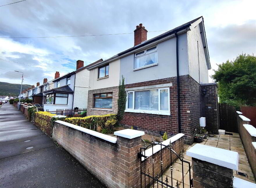 65 Joanmount Park, Belfast, BT14 6PF photo