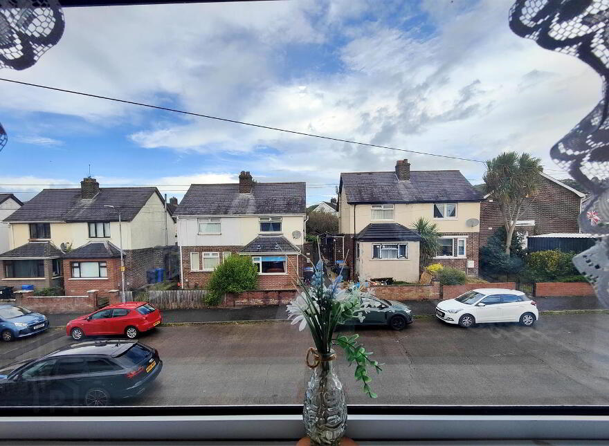 65 Joanmount Park, Belfast, BT14 6PF