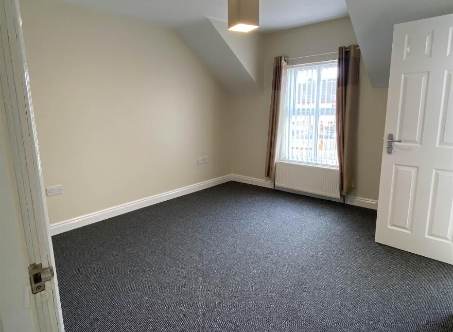 33 Riverview Heights, Balynahinch, Ballynahinch, BT24 8US