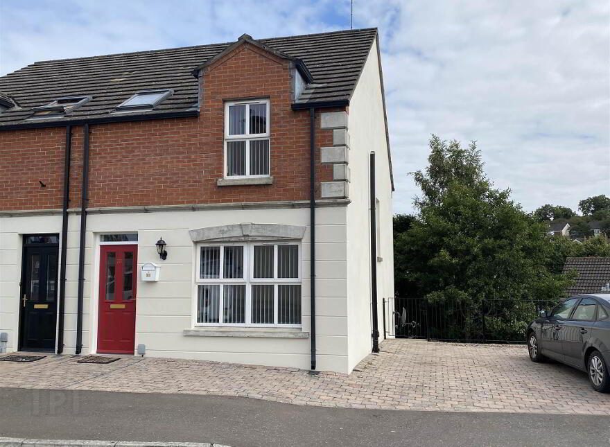 33 Riverview Heights, Balynahinch, Ballynahinch, BT24 8US photo