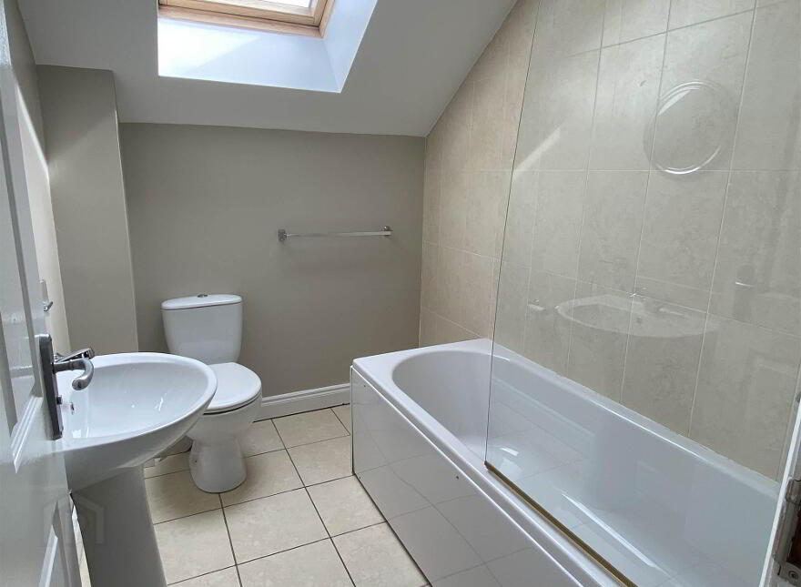 33 Riverview Heights, Balynahinch, Ballynahinch, BT24 8US