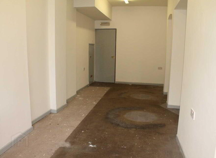 Commercial, Woodvale Road, Belfast, BT13 3BS