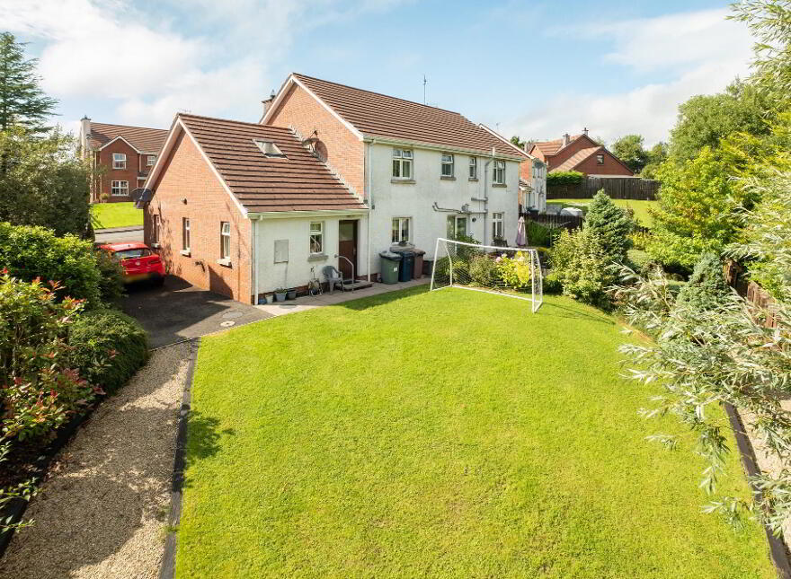 53 Scaffog Avenue, Enniskillen, BT74 7JJ