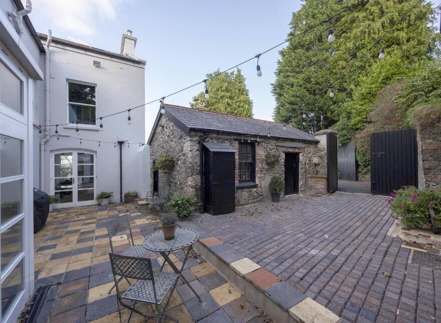 Greenmount, 205 Bangor Road, Holywood, BT18 0JG