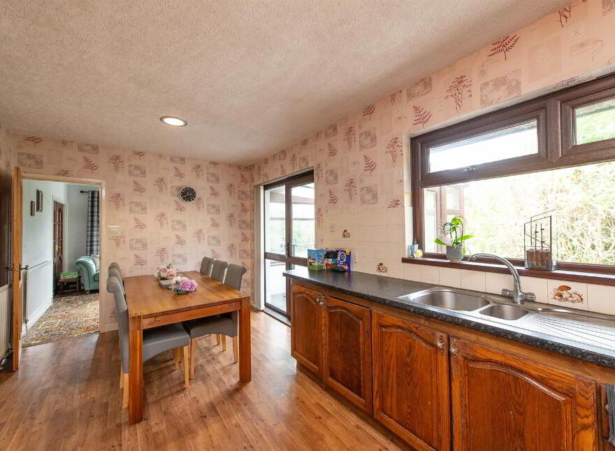 61a Belfast Road, Ballynahinch, BT24 8EB