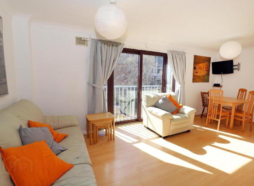 52 St John's Wharf, 1-3 Laganbank Road, Belfast, BT1 3LT