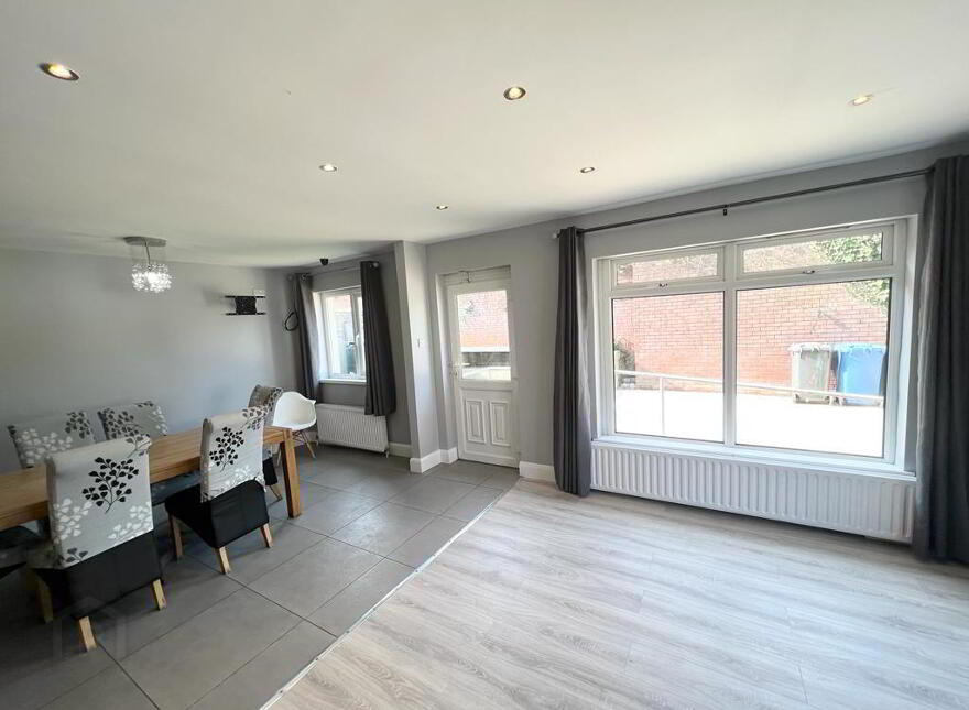 97 Springvale Park, Londonderry, BT48 0NZ