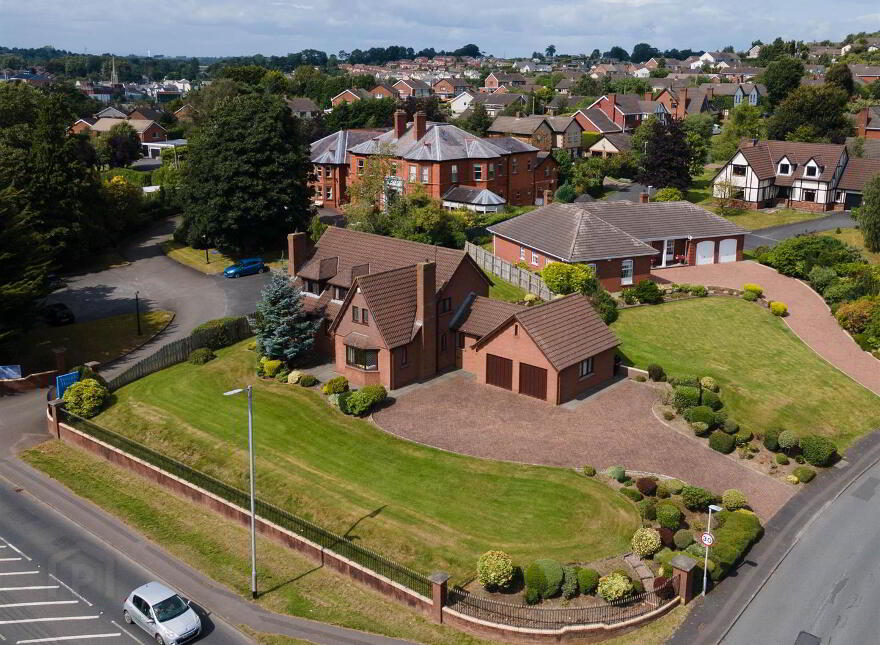 1 Castle Lodge, Banbridge, BT32 4RN