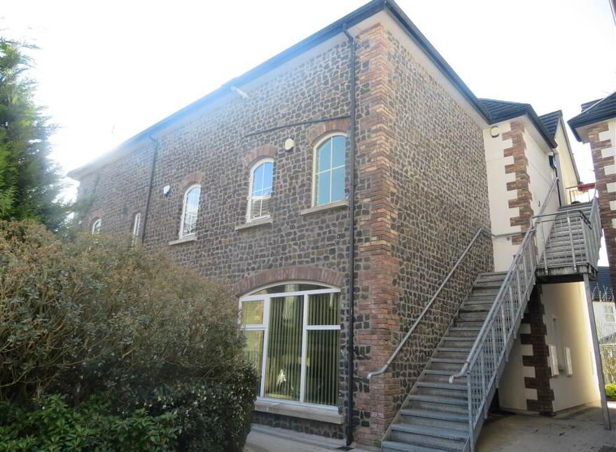 11 Barnfield Manor, Derriaghy, Lisburn, BT28 3ZJ photo