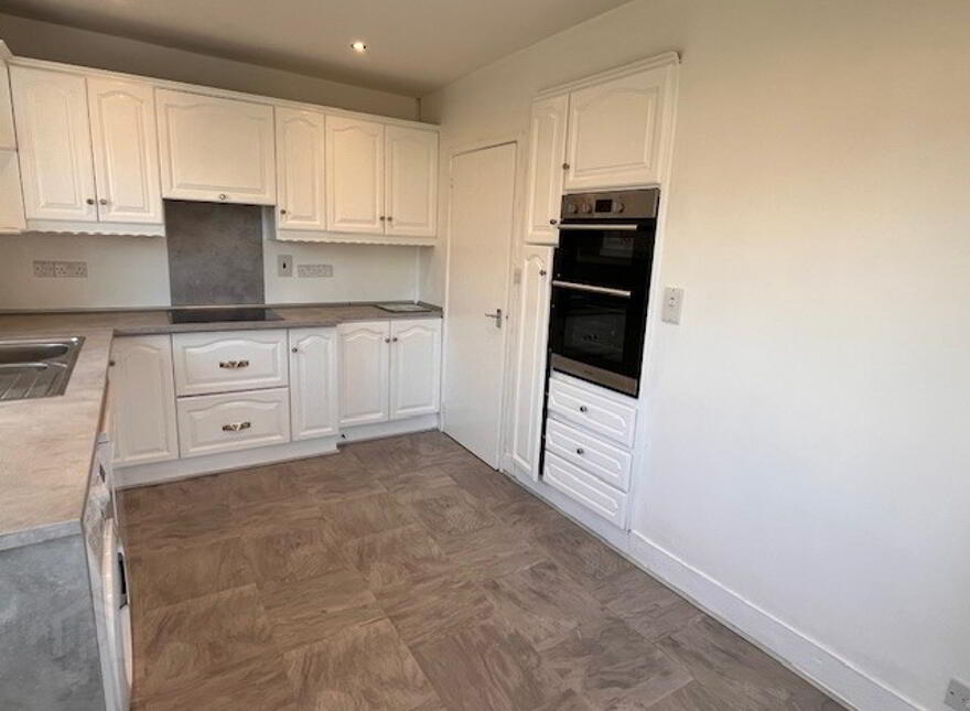 34 Lestannon Avenue, Whitehead, Carrickfergus, BT38 9NN