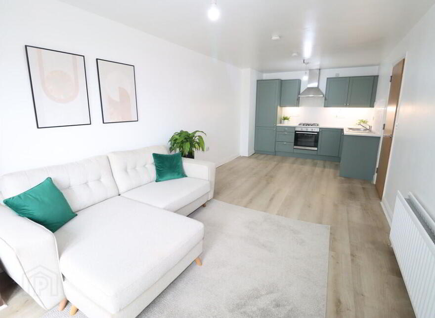 Apt 31, 9 Brown Square, Belfast, BT13 2BW