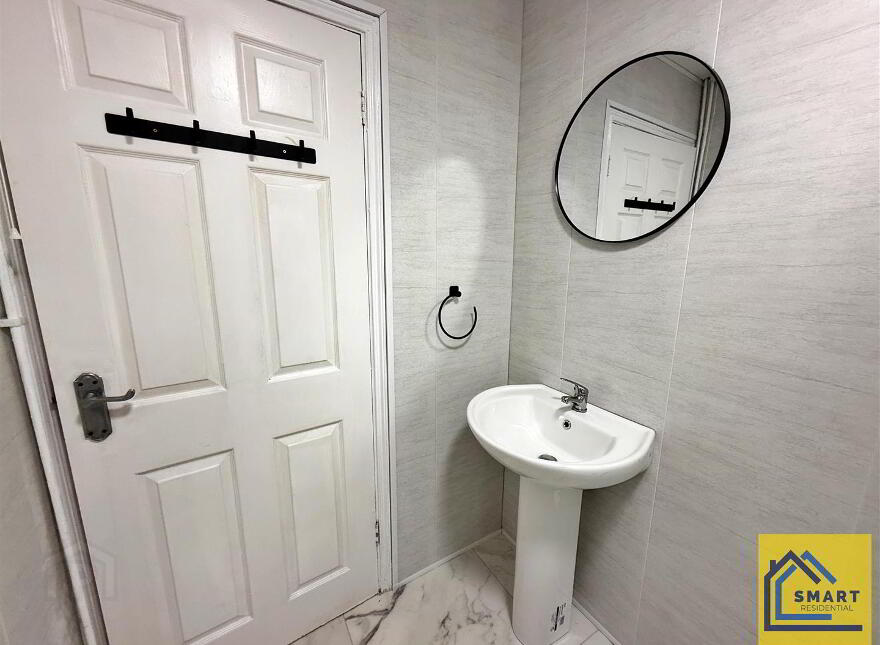 Apt 1, 164 Newtownbreda Road, Belfast, BT8 6PZ