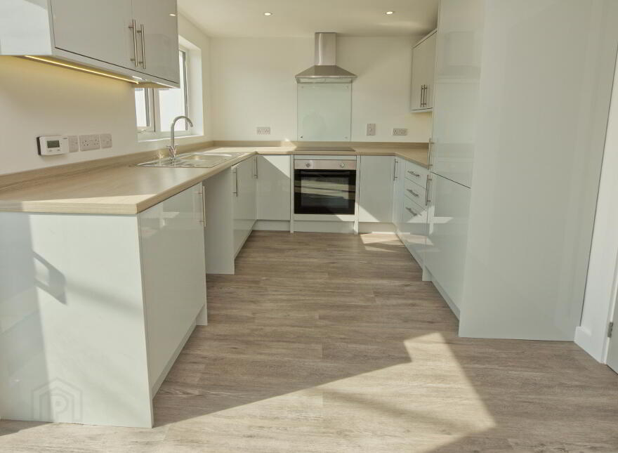 40 Elmfield Park, Donaghadee, BT21 0AX