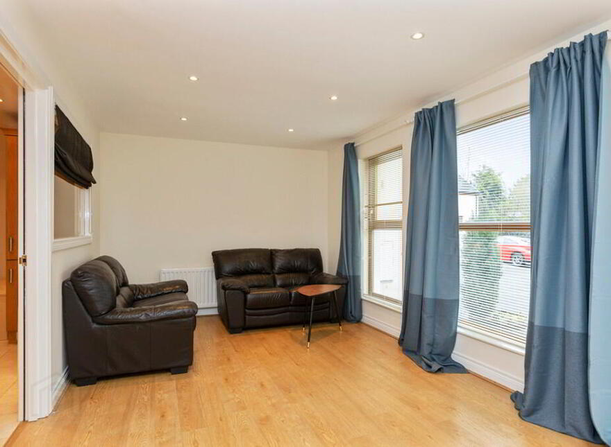3 Ash Grove, Milltown Hill, Belfast, BT8 8GD