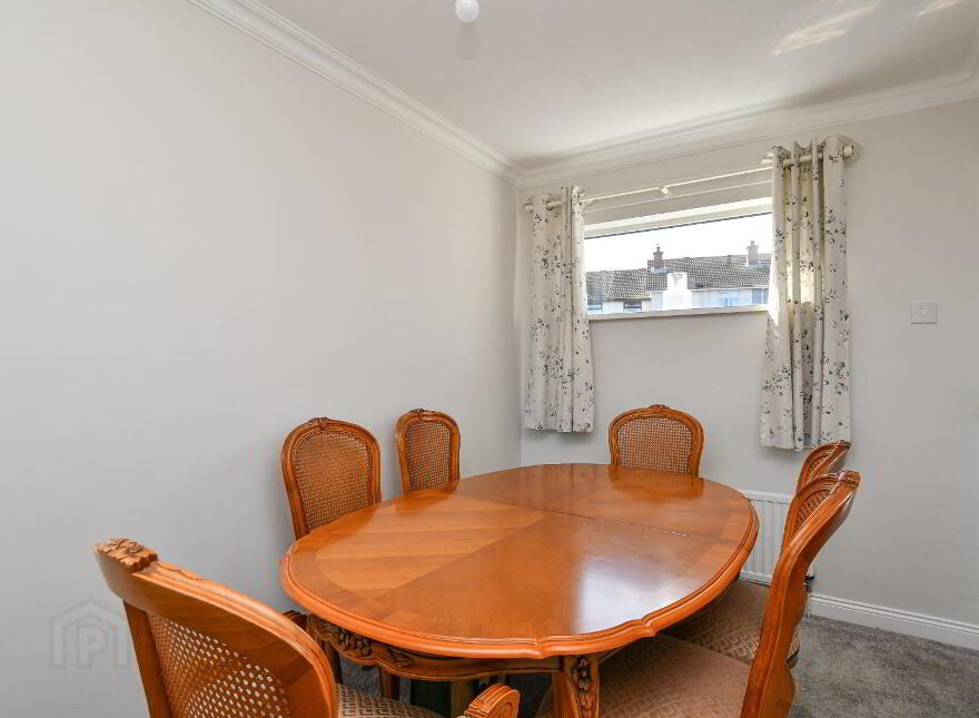 72 Leven Drive, Belfast, BT5 7ED