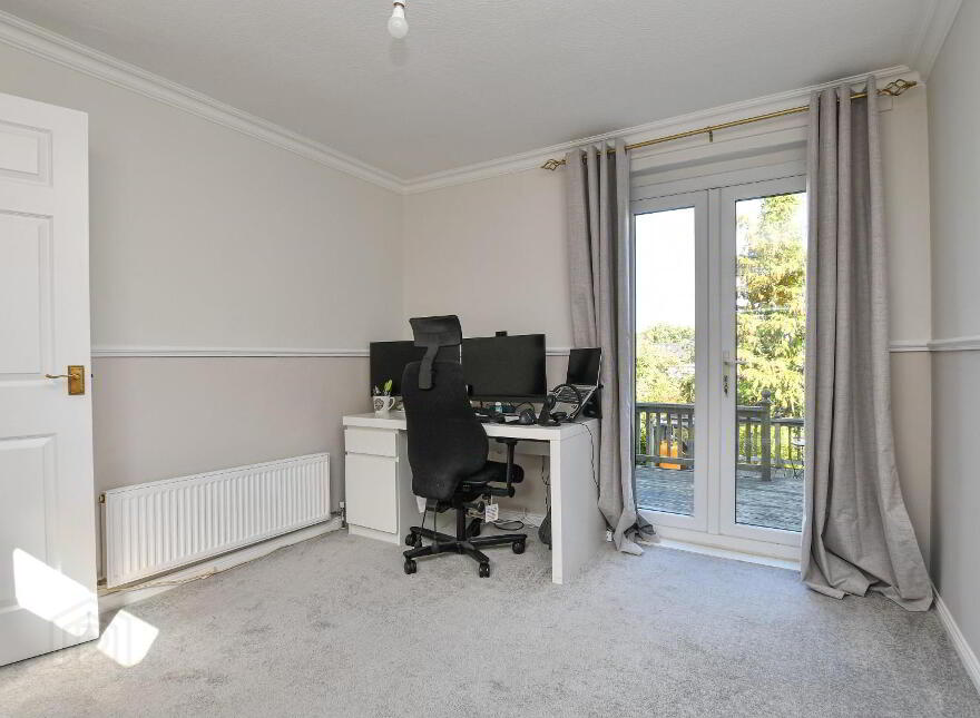 72 Leven Drive, Belfast, BT5 7ED