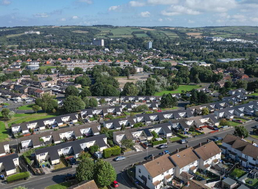 72 Leven Drive, Belfast, BT5 7ED