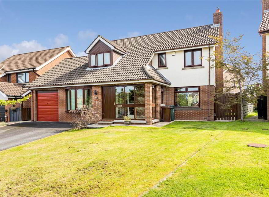 61 Kirkwoods Park, Lisburn, BT28 3RR photo