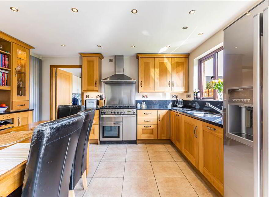61 Kirkwoods Park, Lisburn, BT28 3RR