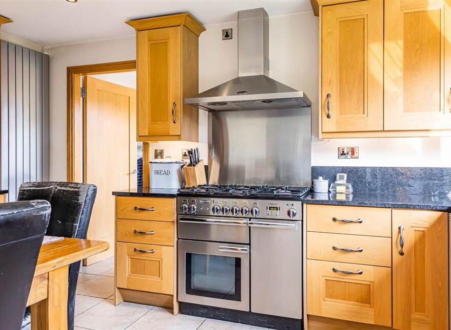 61 Kirkwoods Park, Lisburn, BT28 3RR