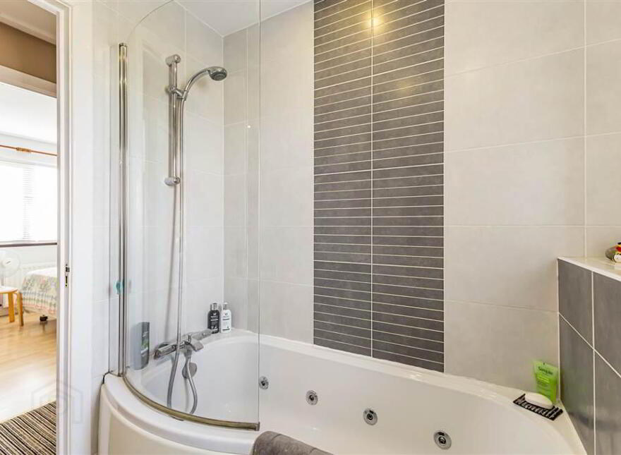 61 Kirkwoods Park, Lisburn, BT28 3RR
