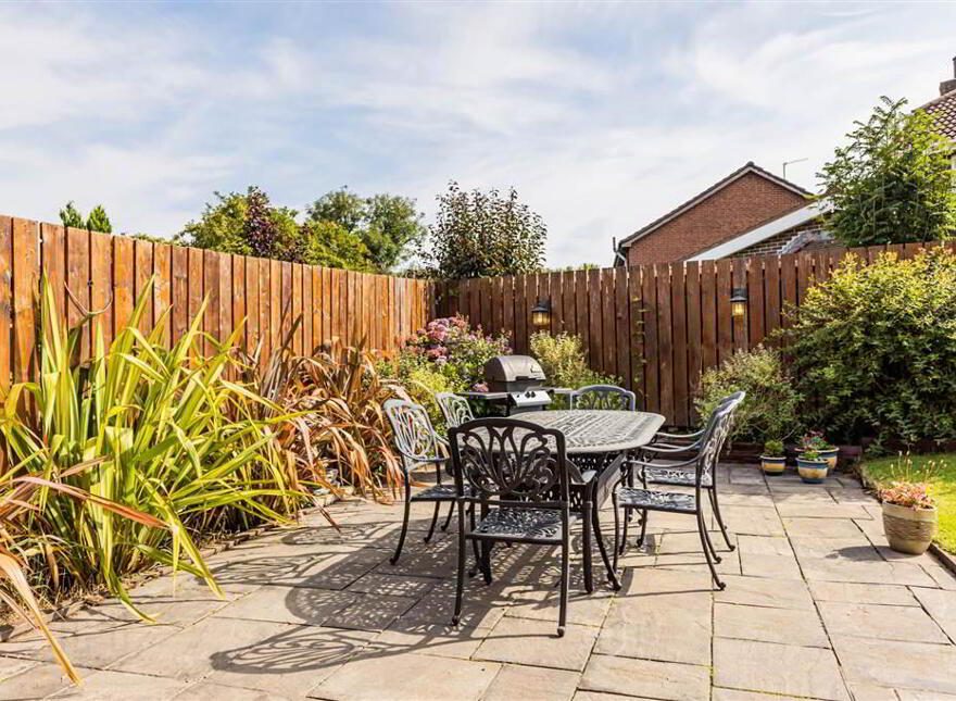 61 Kirkwoods Park, Lisburn, BT28 3RR