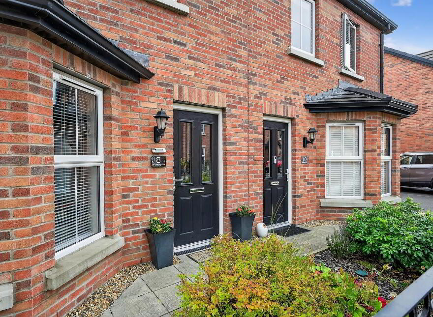 8 Broadway Link, Belfast, BT12 6EX