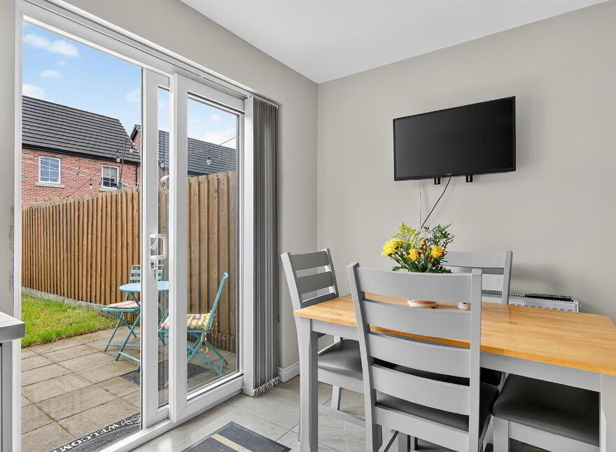 8 Broadway Link, Belfast, BT12 6EX