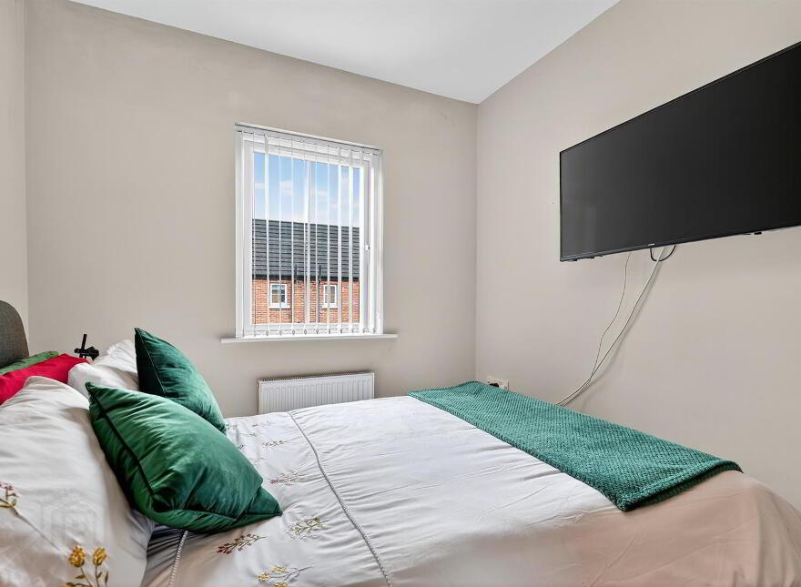 8 Broadway Link, Belfast, BT12 6EX