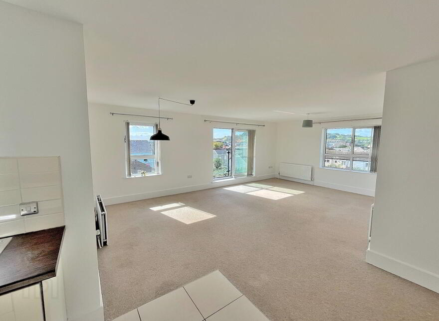 Apt 28, Newtown Building, Frances Street, Newtownards, BT23 7FG
