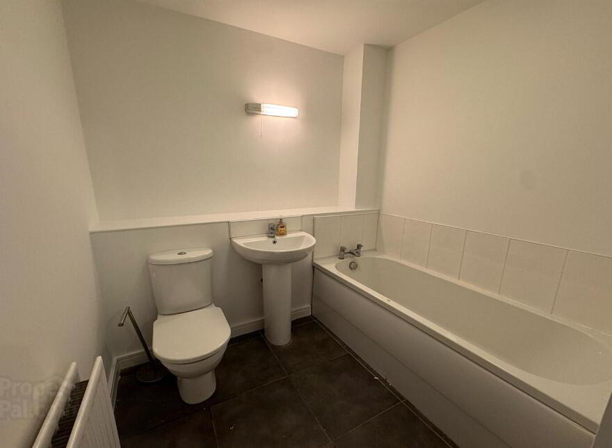 Apt 19 Parkview, 147-153 Kingsway, Dunmurry, BT17 9RD