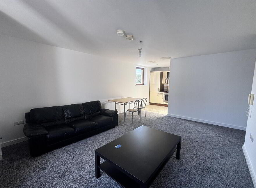 Apt 19 Parkview, 147-153 Kingsway, Dunmurry, BT17 9RD