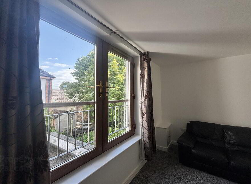 Apt 19 Parkview, 147-153 Kingsway, Dunmurry, BT17 9RD