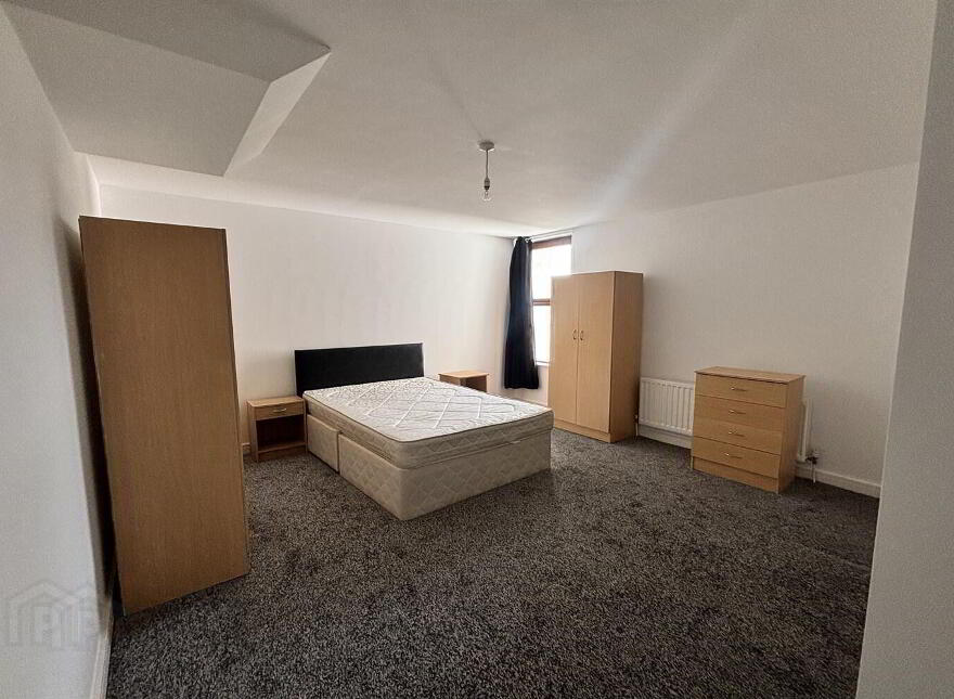 Apt 19 Parkview, 147-153 Kingsway, Dunmurry, BT17 9RD